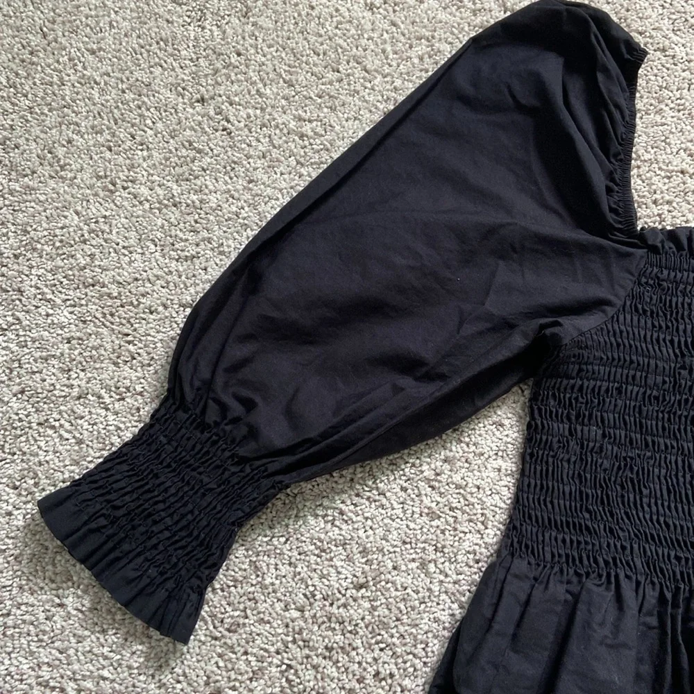Zara • Black Balloon Sleeves Smocked Peplum Top